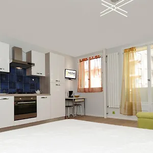 Blue Lagon Five Stars House Appartement